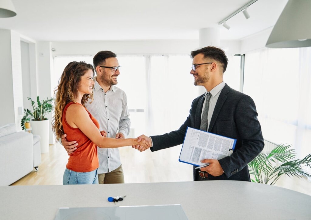 Navigating Real Estate During an Economic Downturn